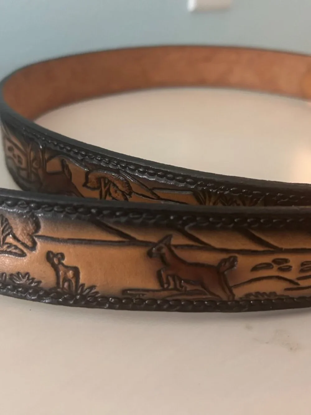 Vintage Woodland Deer Scene Belt Brown Rustic Nature Cottagecore Embossed 1.5